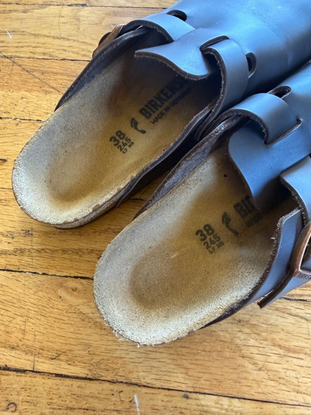 Birkenstock Mocha Boston Clogs - Picture 4 of 9